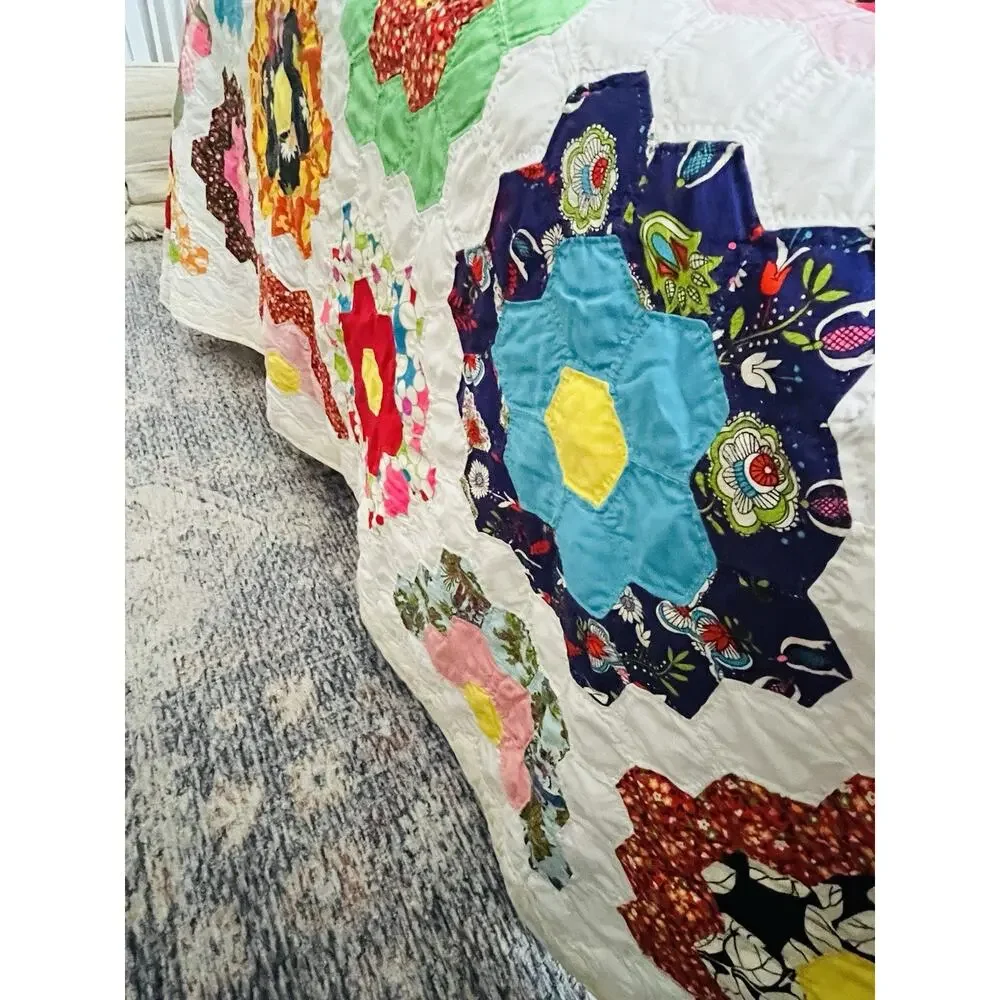 Vintage handmade Quilt Grandmother's Flower Garden 50s 60s 70s fabrics 102 x 88